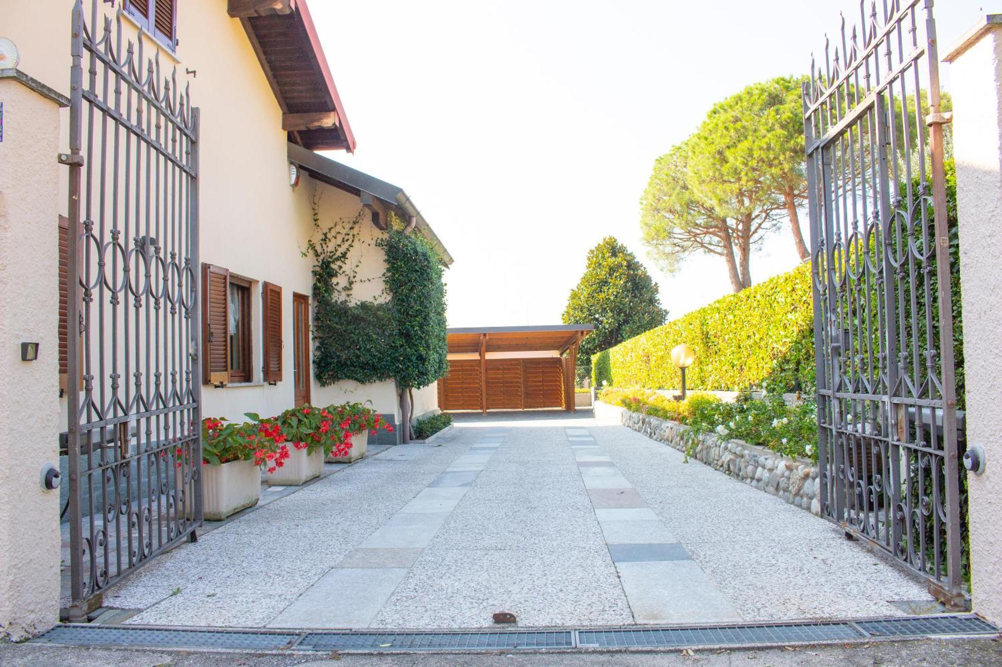 B&B Spina Verde Комо Екстериор снимка
